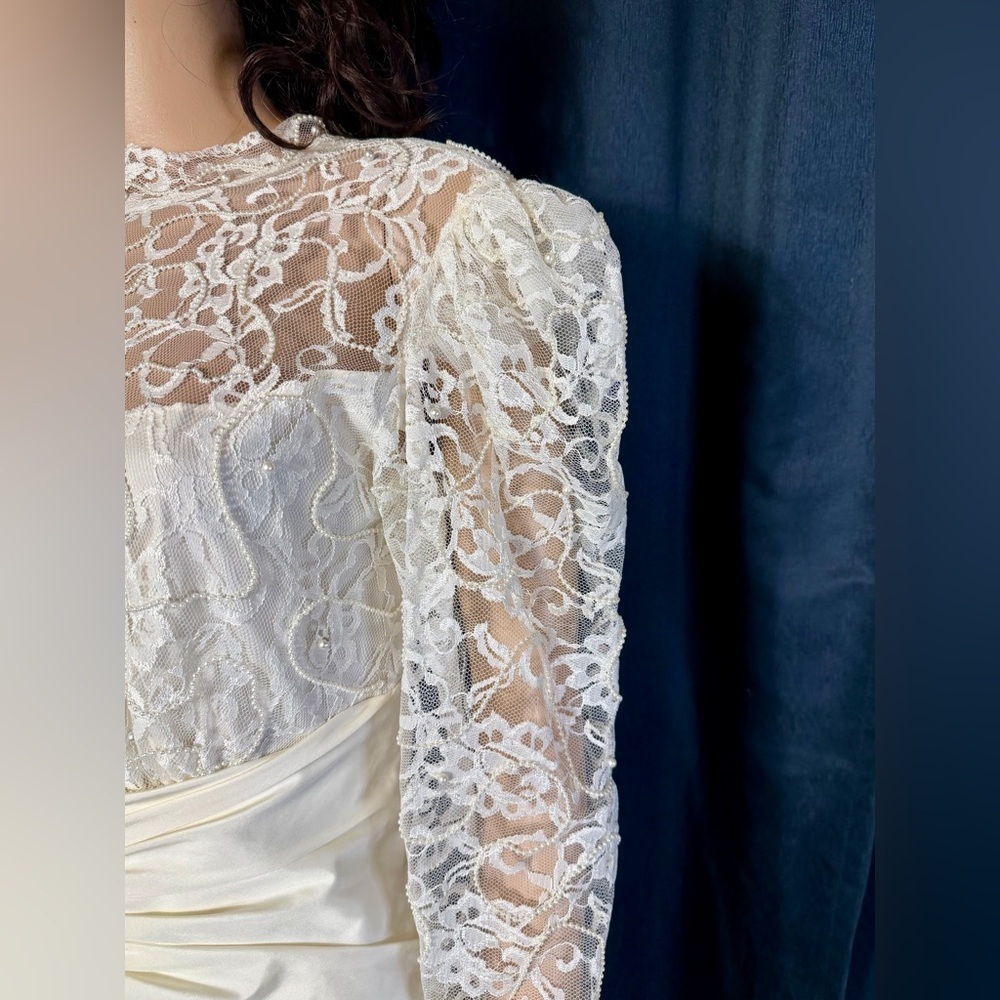 Dessy Creations Vintage Ivory Lace Tea-Length Wedding Dress Ruched Waist - Picture 8 of 16